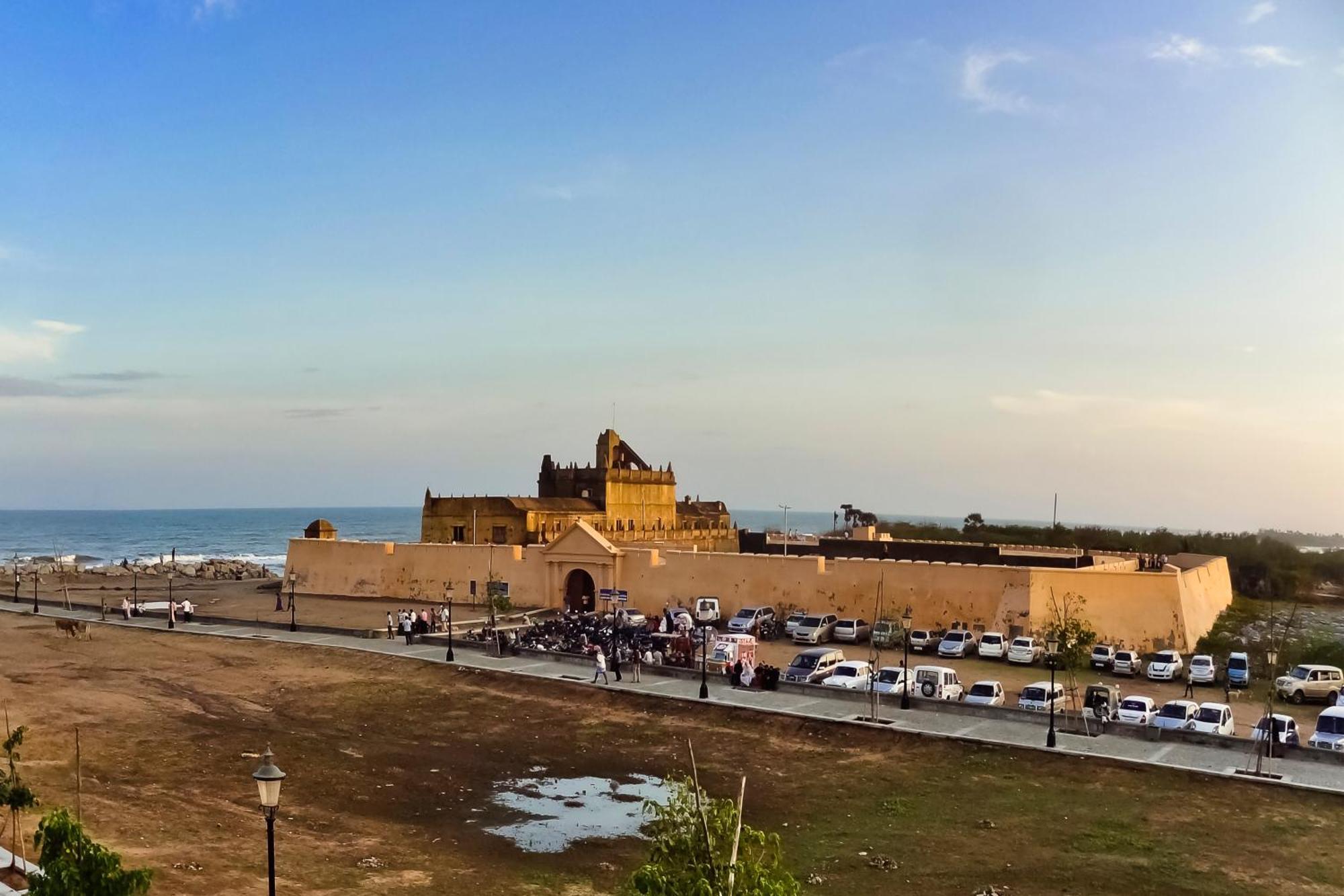 Neemrana'S - Bungalow On The Beach Tharangambadi Exteriör bild